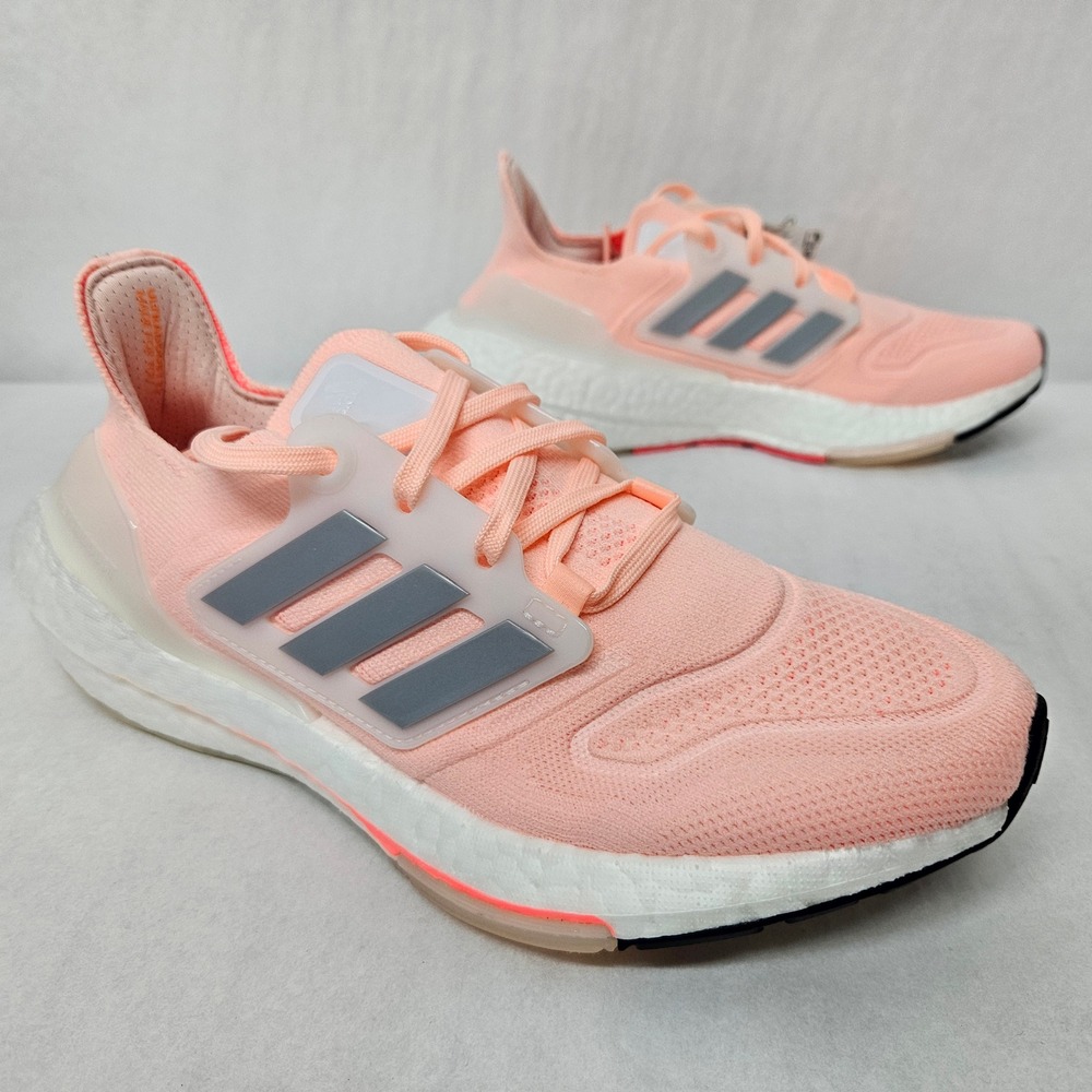Adidas‎ Ultraboost 22 W Running Shoes HR1030 Pink Silver Womens Size 6.5
